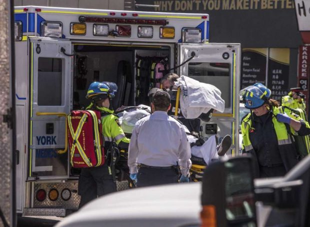 بالصور من كندا.. 9 قتلى و16 مصابا في حادث دهس بشاحنة