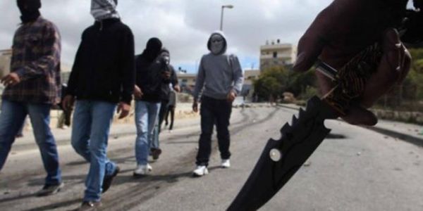 ترمضينة خايبة فقلعة السراغنة.. أسرة من 8 أفراد تهاجم جيرانها بالسواطير والسيوف!!