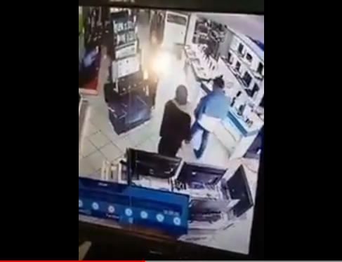 بالفيديو.. كوبل شداتو الكاميرا كيشفر تليفون