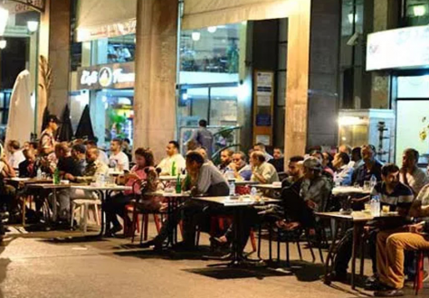 20 ألف غير فكازا.. 200 ألف “قهوة” فالمغرب كتخدّم 1.5 مليون واحد!