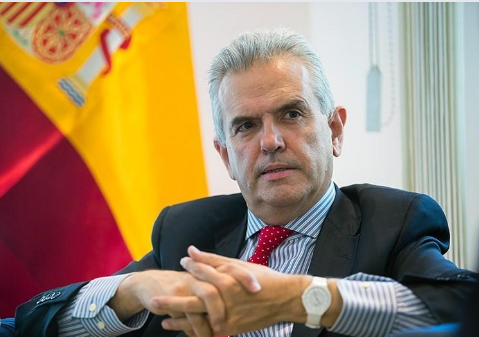 السفير الإسباني في إيران: إسبانيا الأقوى وإيران تستطيع خلق المفاجأة