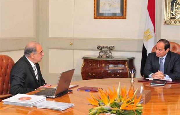 بعد تأدية السيسي اليمين.. رئيس الوزراء المصري يقدم استقالته