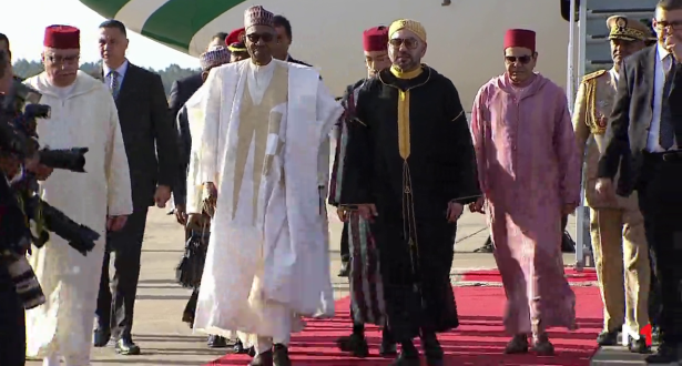 بدعوة من الملك.. رئيس جمهورية نيجيريا يصل المغرب