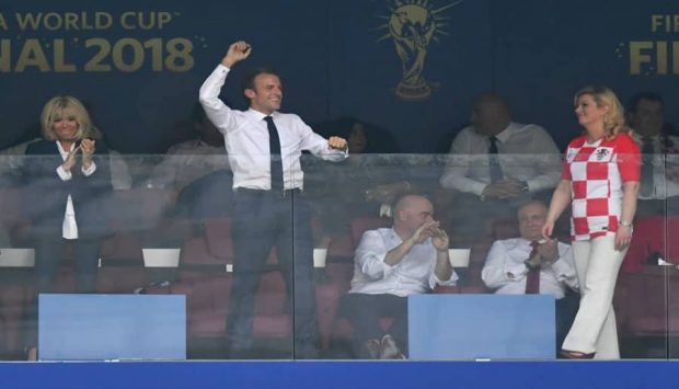 بدون بروتوكول.. نهاية كأس العالم حمّقات الرئيس الفرنسي ورئيسة كرواتيا