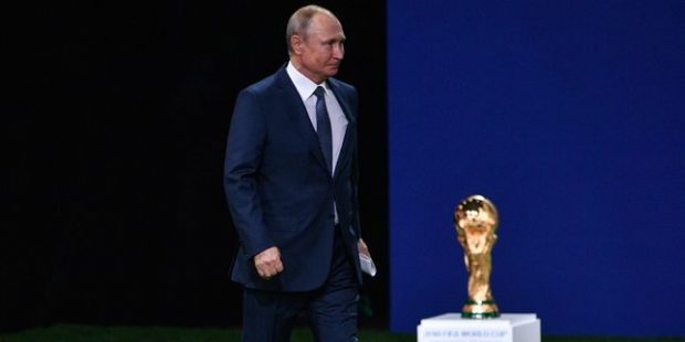 إلى جانب 14 زعيما.. بوتين حاضر في نهاية كأس العالم (فيديو)