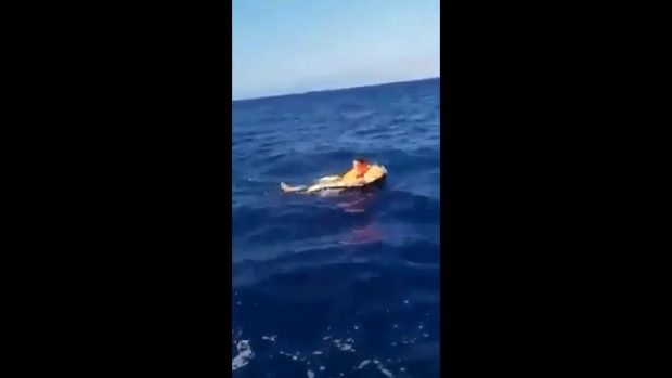 بالفيديو.. صيادون إسبان ينقذون حراكا مغربيا