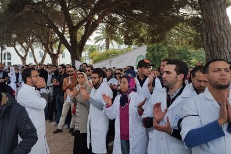 طلبا للحوار مع الوزارة.. أطباء القطاع العام في إضراب جديد