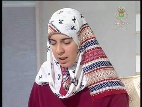 تسلمتها من يدي الملك.. جزائرية تفوز بجائزة محمد السادس الدولية في حفظ القرآن