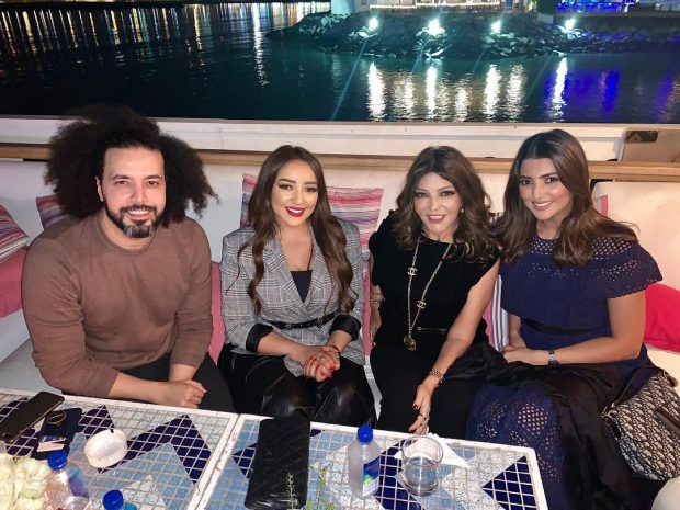 جلسة في دبي.. أربعة مشاهير مغاربة على مائدة واحدة في الإمارات