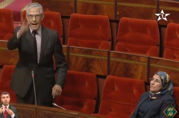 برلماني للداودي: انت ووزير ولا كورتي؟ (فيديو)