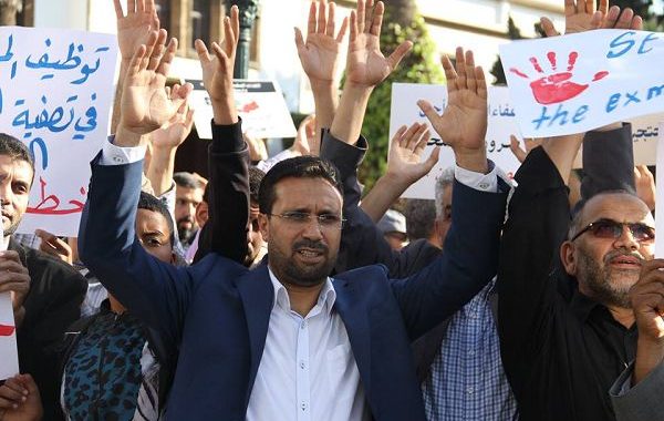 العدل والإحسان تدعم النقابات في إضراب 20 فبراير.. هواية الركوب!