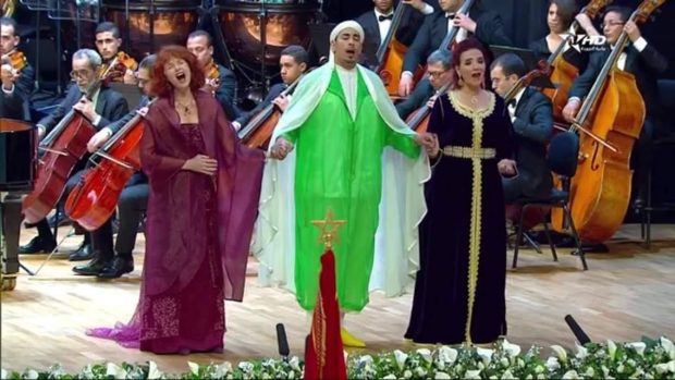أبو حفص يرد على منتقدي أداء “الأذان” بالموسيقى أمام الملك والبابا: أعداء فن لا يتسامحون مع غيرهم