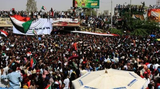 بسبب الأوضاع السياسية في السودان.. تأجيل مباراة الهلال السوداني والنجم الساحلي التونسي