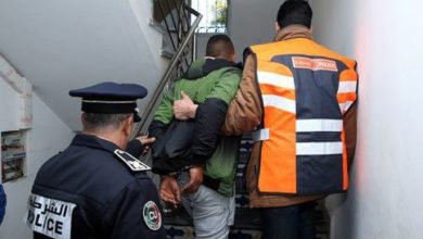 ينتمون إلى بريطانيا وإيطاليا ودول خليجية.. التحقيق مع مغربي ابتز 500 أجنبي بالجنس الإلكتروني