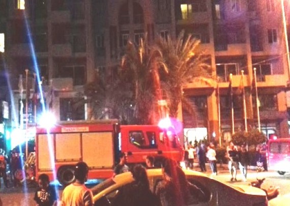 هربو الناس بالحفى.. تماس كهربائي يسبب حريقا في فندق في مراكش