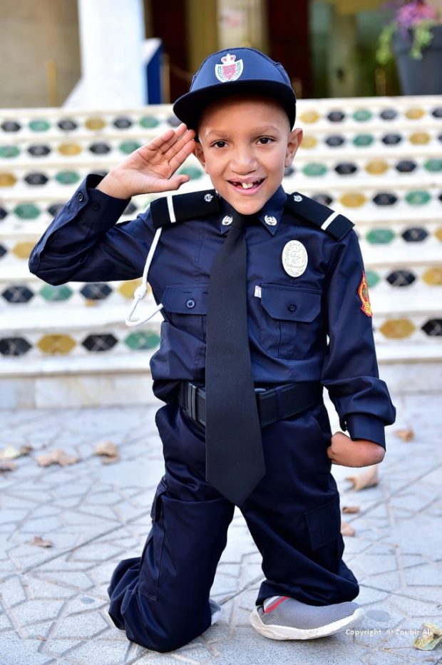 فاس.. ولاية الأمن تحتفي بالطفل إلياس وتشاركه طموحاته وأحلامه (صور)