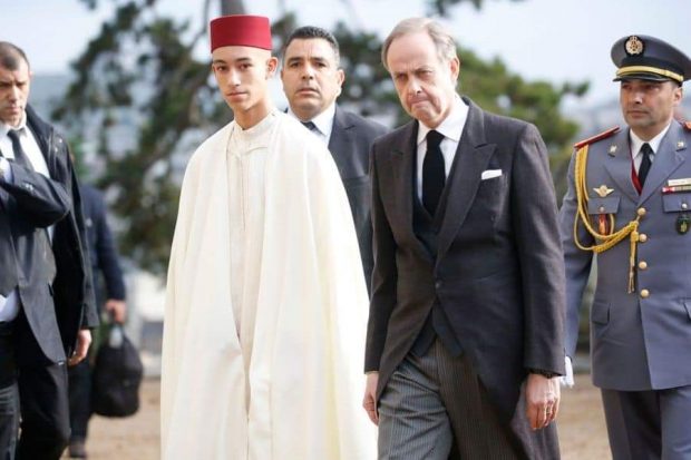بالصور من باريس.. الأمير مولاي الحسن يمثل الملك في مراسيم تشييع جثمان جاك شيراك