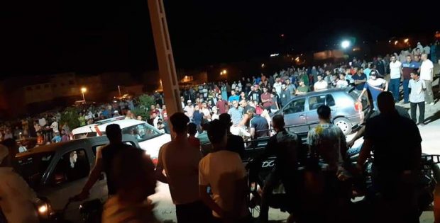 بالصور من تاوريريت.. وصول جثث 3 مغاربة حاولوا الهجرة بالقوارب من الجزائر 