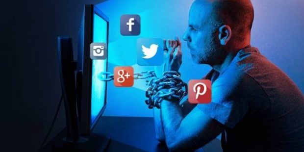 الإنسان ومواقع التواصل الاجتماعي.. العبودية الجديدة!