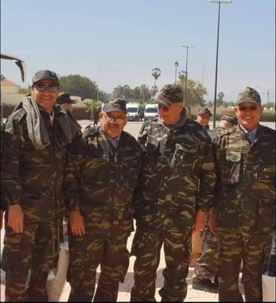 بالصور.. برلمانيون يزورون الجنود المرابطين في الصحراء