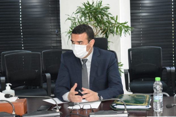 أمام النقابات الأكثر تمثيلية.. أمكراز يستعرض مضامين مشروع قانون دعم المقاولات والأجراء