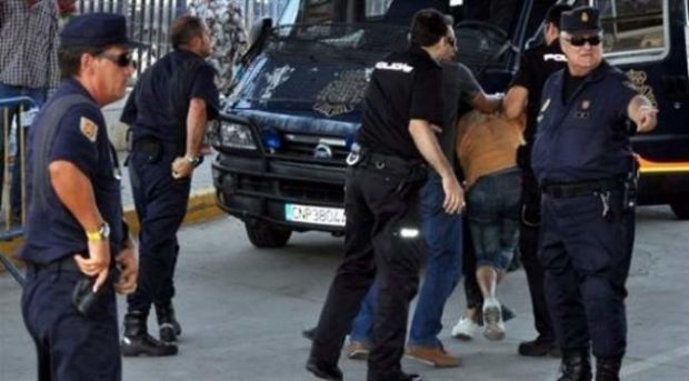 سرقوا جوج ديور ومحل تجاري.. اعتقال مغربيين في إسبانيا