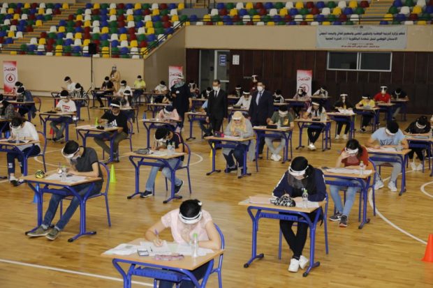 العثماني: امتحانات الباك نجحت رغم الظروف الصحية