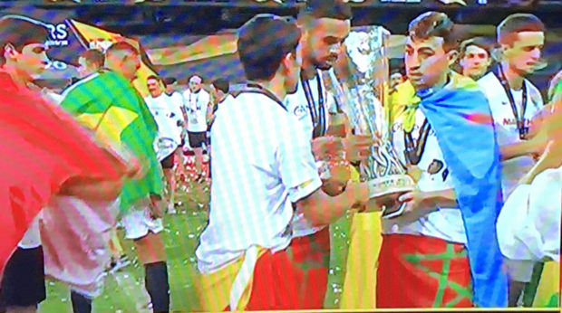 الڤار ديال كيفاش.. الحدادي يرفع العلم المغربي في ليلة التتويج بلقب الدوري الأوروبي