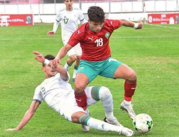 اختاروه كأفضل لاعب في البطولة.. الموهبة هيثم عبيدة يفرض اسمه بقوة