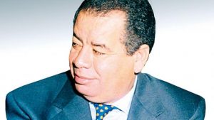 كان متخصِّصاً في العلاقات المغربية الجزائرية.. وفاة الصحافي والمحلل السياسي محمد الأشهب