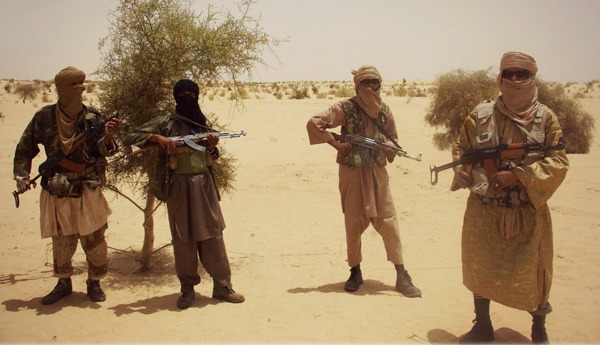 مدير البسيج: علاقة البوليساريو بداعش الصحراء ثابتة… والتنظيم يسعى إلى إيجاد موطئ قدم في المغرب