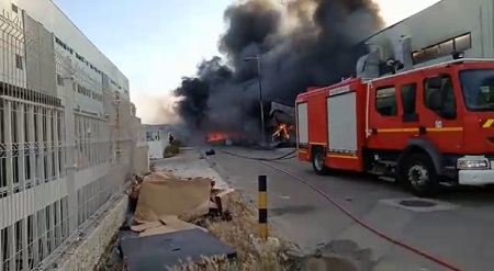 انفجار في وحدة صناعية في المحمدية.. مصرع شخصين وإصابة آخر بجروح