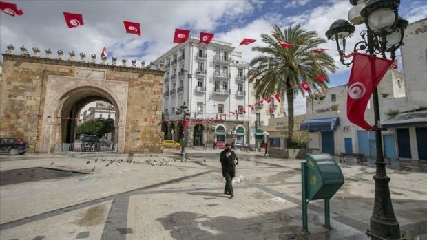 تونس.. احتجاجات في أول أيام الحجر الصحي الشامل!!