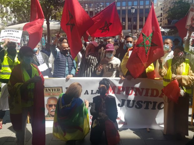 للمطالبة بمحاكمة زعيم الانفصاليين.. المظاهرات تتواصل في إسبانيا (صور وفيديو)