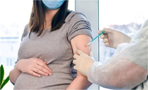 الحوامل ولقاحات كورونا.. “المتحور دلتا” يغير قواعد اللعبة