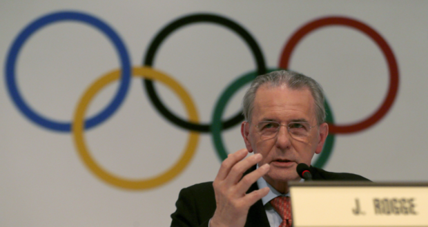 عن عمر ناهز 79 عاما.. اللجنة الأولمبية تودع رئيسها السابق جاك روغ