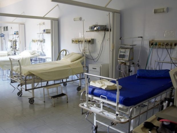 بايتاس: الحكومة خصصت اعتمادات مالية مهمة لبناء حوالي 30 مستشفى جديد