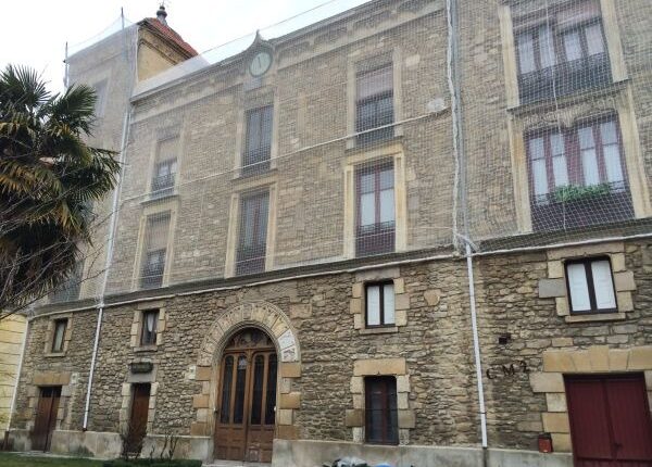 بسبب “إهمال” قصر تاريخي.. بلدة إسبانية تفرض غرامات قيمها 174 ألف يورو على مدينة طنجة