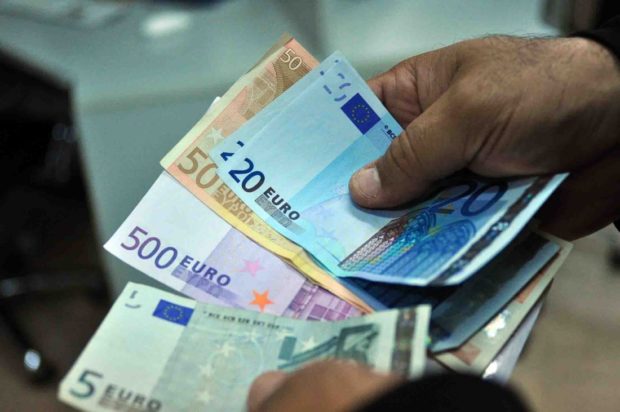 مكتب الصرف: تحويلات المغاربة المقيمين في الخارج تجاوزت 30 مليار درهم