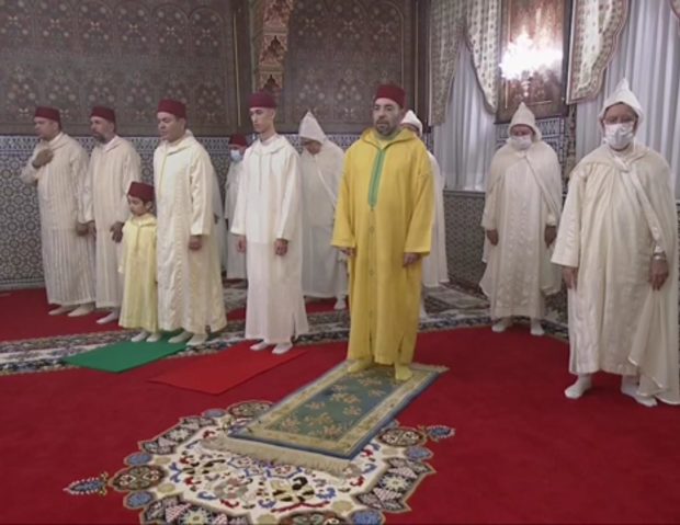 بحضور جد محدود.. جلالة الملك محمد السادس يؤدي صلاة عيد الأضحى