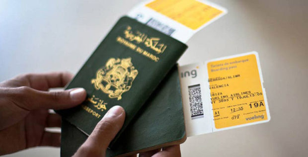 كثر من 70 دولة بلا فيزا.. تصنيف يضع جواز السفر المغربي ضمن الأقوى عربيا (صور)
