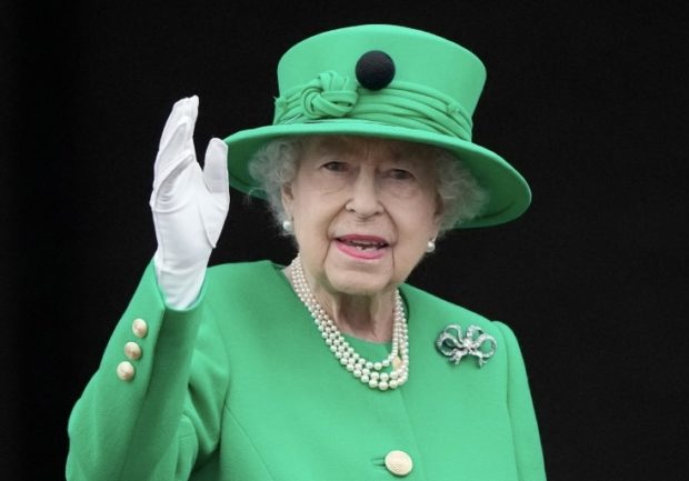 عاجل.. وفاة ملكة بريطانيا إليزابيث الثانية
