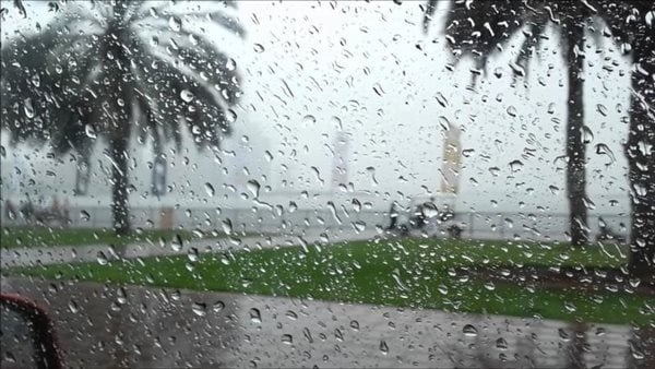برد وأمطار متفرقة.. توقعات الأرصاد الجوية لطقس اليوم السبت