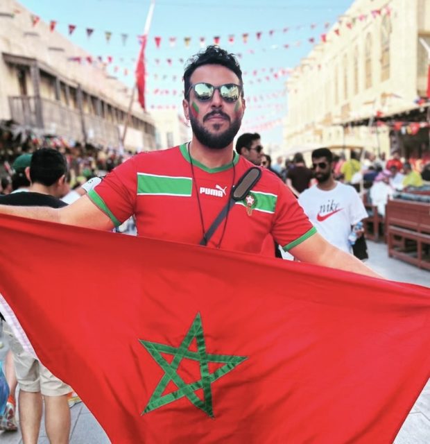 من كازا إلى الدوحة.. مشجع مغربي يسافر إلى قطر بسيارته عبر 21 بلدا (صور)