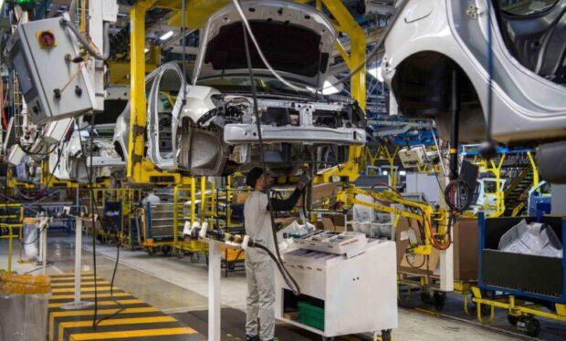 وزير الصناعة: المغرب ثالث قوة تنافسية في صناعة السيارات في العالم (فيديو)