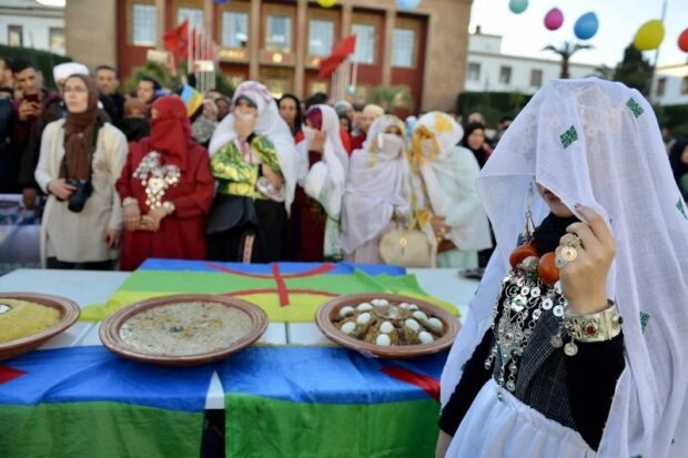 قرار تاريخي ذو دلالات عميقة.. الحكومة تشيد بإقرار رأس السنة الأمازيغية يوم عطلة وطنية