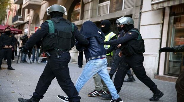 إسبانيا.. متابعة مؤيدين لـ”البوليساريو” في قضايا الإرهاب