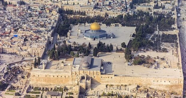 متخصصين في ترميم المباني الأثرية وصيانة المعمار التاريخي.. مهندسون وخبراء مغاربة يزورون القدس