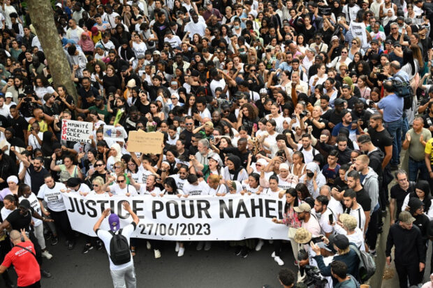 بعد مقتل الشاب نائل.. الأمم المتحدة تدعو فرنسا إلى حظر التنميط العنصري