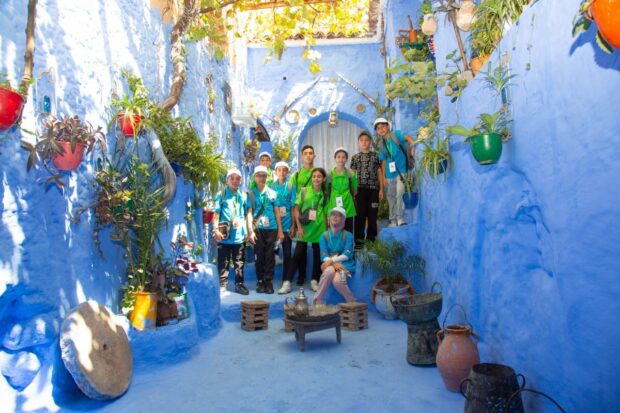 بالصور.. أطفال القدس يزورون شفشاون الزرقاء